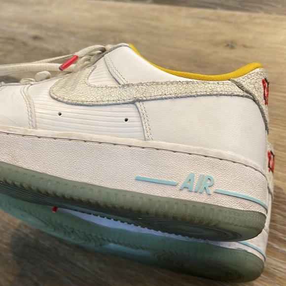 Nike - Picture 7 of 7